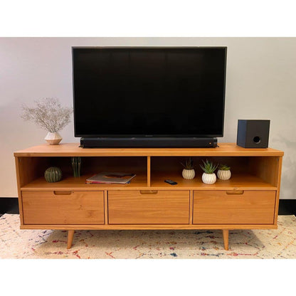 Immerse Yourself in Sound: 32" 2.1-Channel Bluetooth Soundbar with Wireless Subwoofer and Full Function Remote in Sleek Black